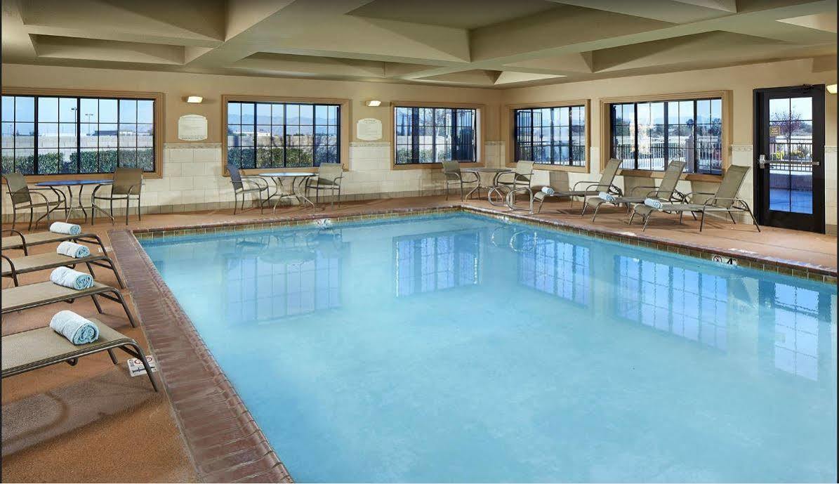 Best Western Hesperia-Victorville Suites Exterior photo